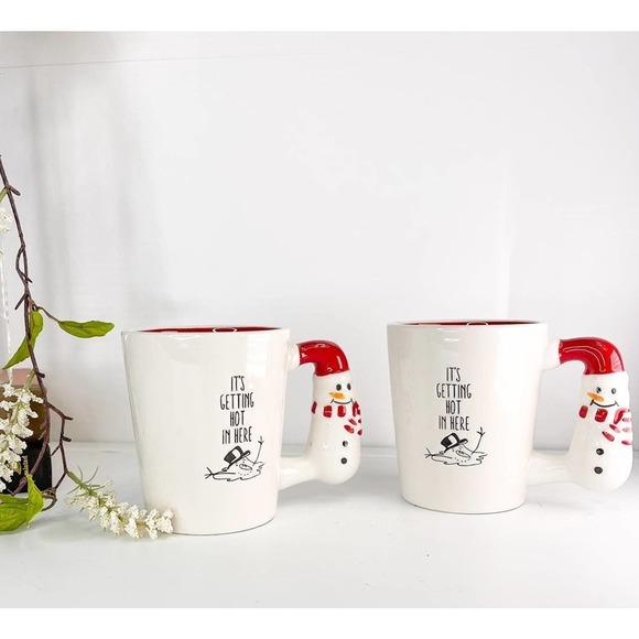 Holiday Cheer Funny Mug "Its Getting' Hot in Here" Snowmen in Santa Suits on the - Picture 2 of 5